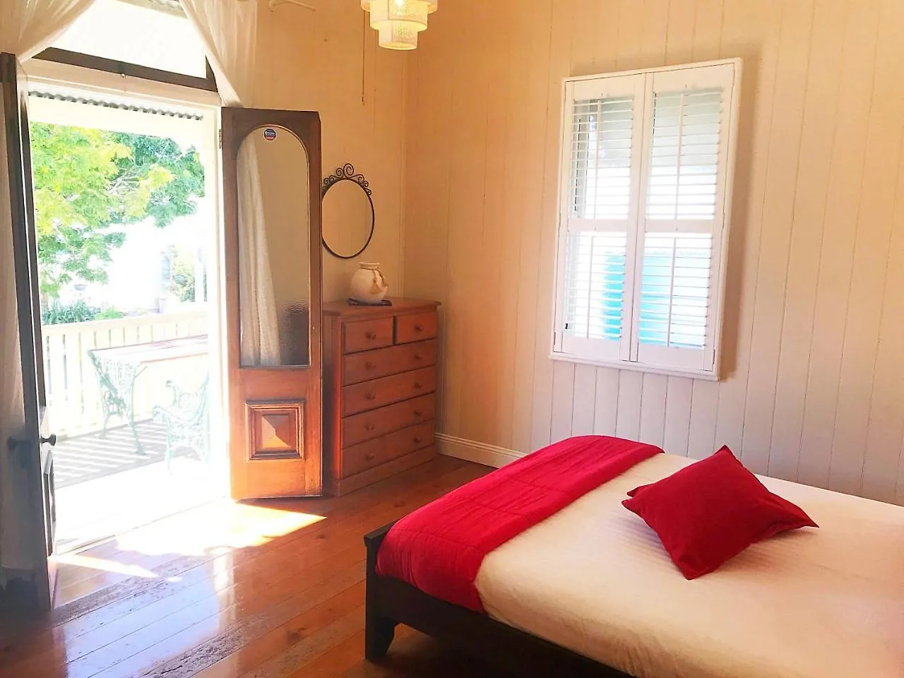 4 Bedroom House - Walk To Southbank Brisbane